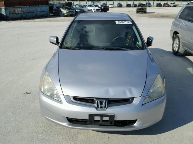 1HGCM56493A060352 - 2003 HONDA ACCORD LX SILVER photo 9