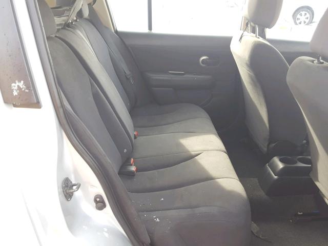 3N1BC13E48L421069 - 2008 NISSAN VERSA S SILVER photo 6