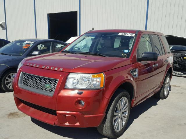 SALFT24N09H121217 - 2009 LAND ROVER LR2 HSE TE RED photo 2