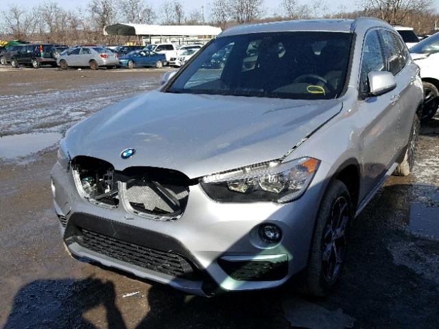WBXHU7C36J5H39356 - 2018 BMW X1 SDRIVE2 银色 照片 2