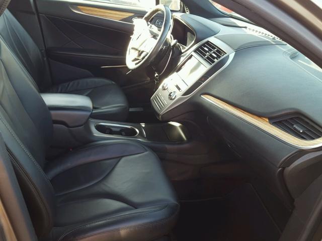 5LMCJ2C96GUJ05217 - 2016 LINCOLN MKC SELECT 金色 照片 5