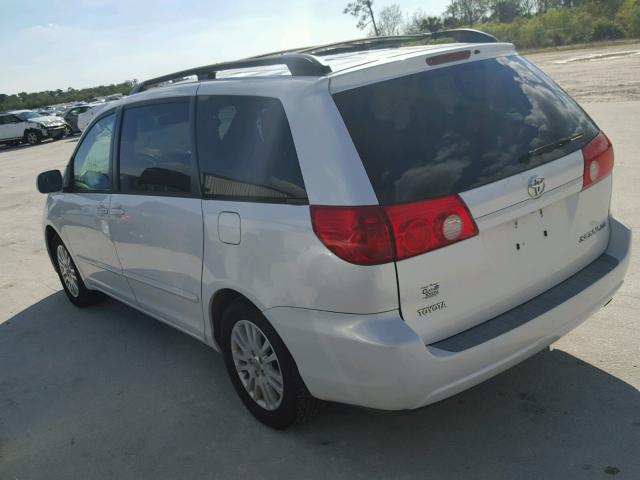 5TDZK22CX7S051419 - 2007 TOYOTA SIENNA XLE WHITE photo 3