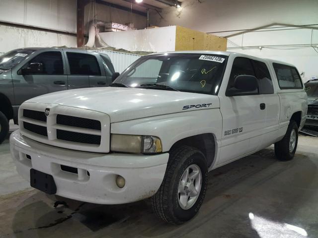 3B7HC12Z5YG124333 - 2000 DODGE RAM 1500 WHITE photo 2