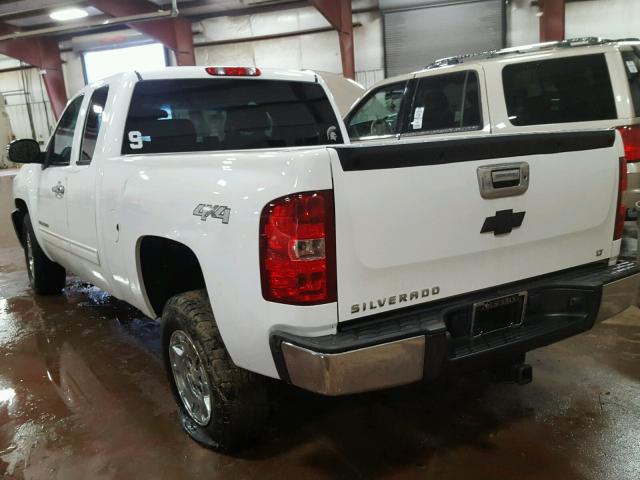 1GCRKSE79DZ313455 - 2013 CHEVROLET SILVERADO WHITE photo 3