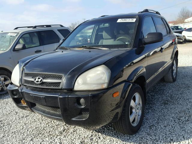 KM8JM12B75U169392 - 2005 HYUNDAI TUCSON GL BLACK photo 2