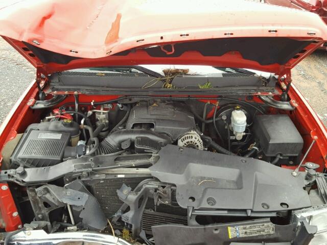 1GTR2VE3XBZ202263 - 2011 GMC SIERRA K15 RED photo 7