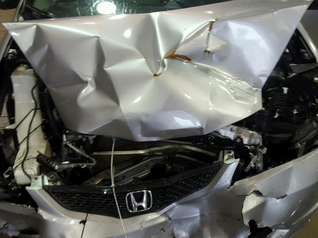 JHMGE8H29AC034876 - 2010 HONDA FIT ვერცხლისფერი ფოტო 7