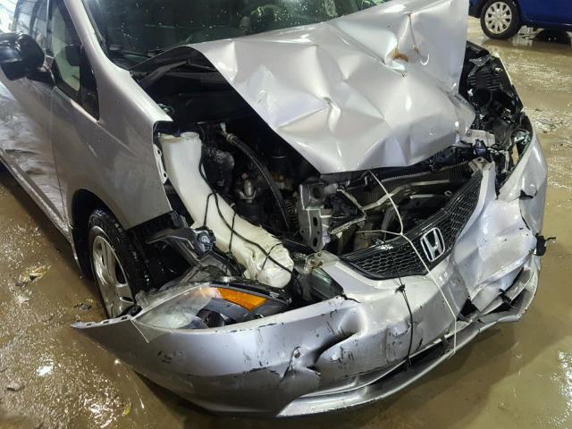 JHMGE8H29AC034876 - 2010 HONDA FIT ვერცხლისფერი ფოტო 9