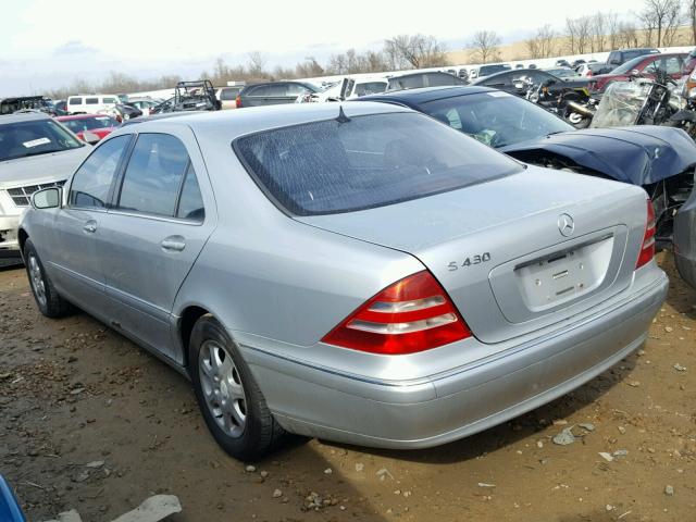 WDBNG70J31A174657 - 2001 MERCEDES-BENZ S 430 SILVER photo 3