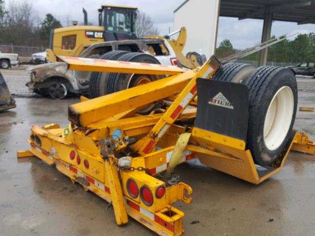 1BUP2510181005229 - 2008 UTILITY UTILITY YELLOW photo 1