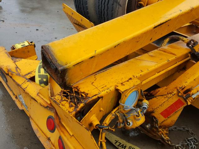 1BUP2510181005229 - 2008 UTILITY UTILITY YELLOW photo 8