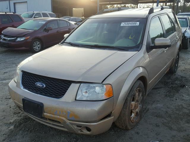 1FMDK03147GA11550 - 2007 FORD FREESTYLE TAN photo 2