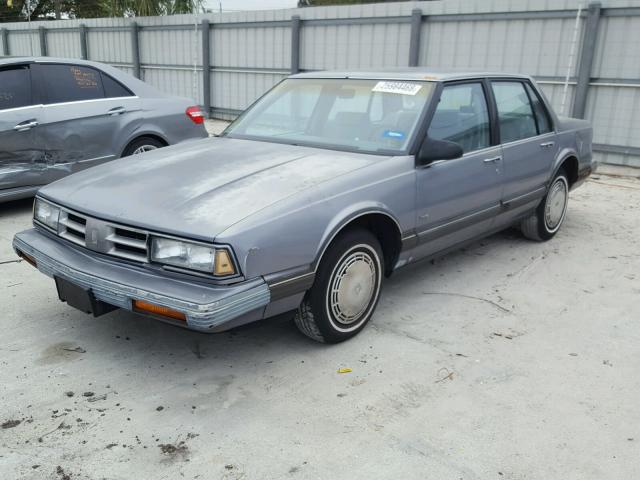 1G3HN54C1LH339183 - 1990 OLDSMOBILE DELTA 88 R GRAY photo 2