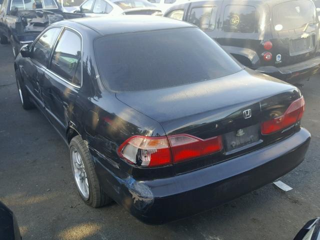 3HGCG6657YG701044 - 2000 HONDA ACCORD LX BLACK photo 3