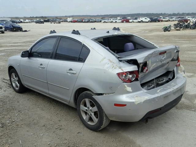 JM1BK12F441194235 - 2004 MAZDA 3 I GRAY photo 3