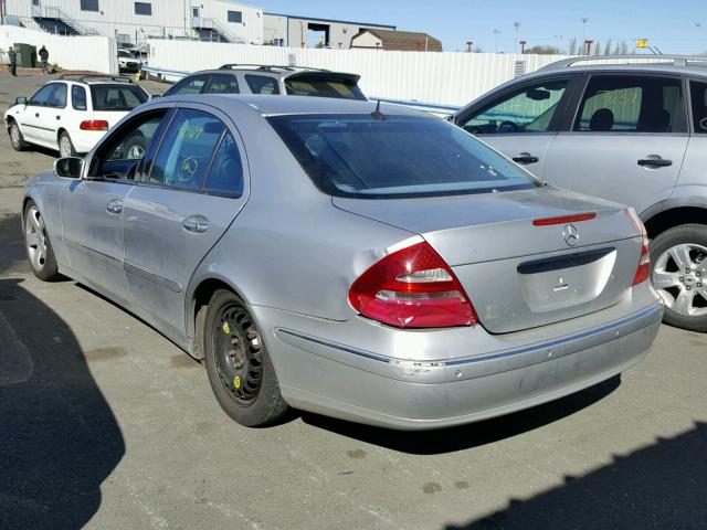 WDBUF70J34A569540 - 2004 MERCEDES-BENZ E 500 SILVER photo 3