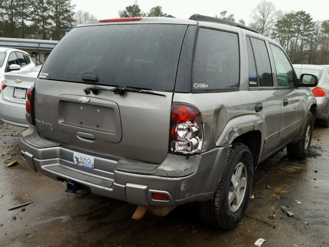 1GNDS13S362152440 - 2006 CHEVROLET TRAILBLAZE SILVER photo 4