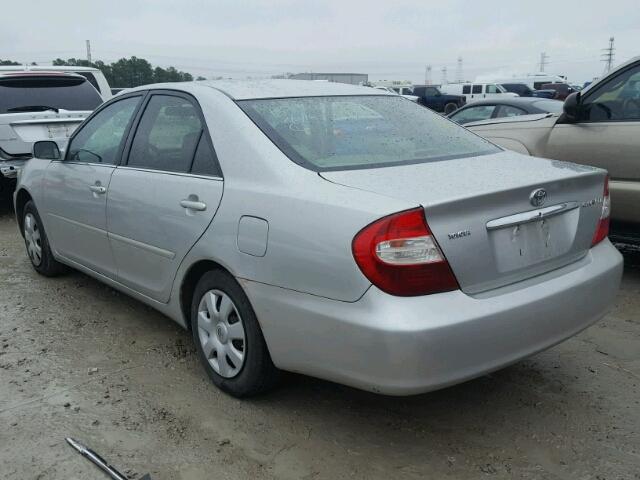 4T1BE32K93U236584 - 2003 TOYOTA CAMRY LE GRAY photo 3