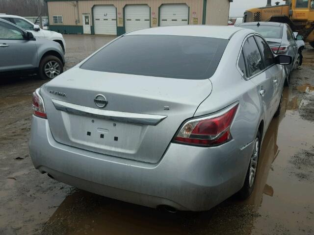 1N4AL3AP7FC453375 - 2015 NISSAN ALTIMA 2.5 SILVER photo 4