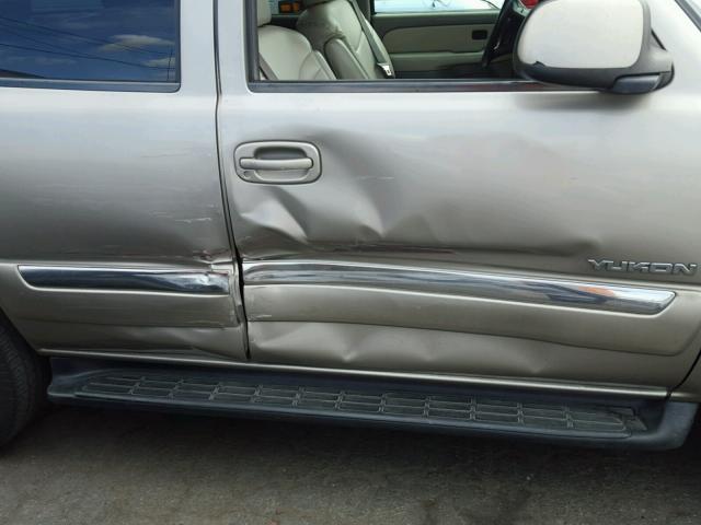 1GKEC13T61J269130 - 2001 GMC YUKON Коричневый фото 9