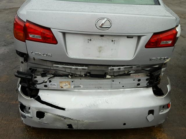 JTHBE262572007523 - 2007 LEXUS IS 350 SILVER photo 9