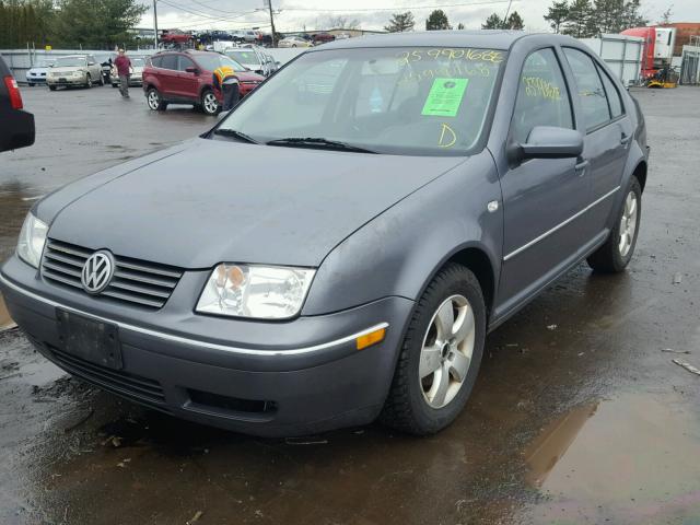 3VWSA69M05M067620 - 2005 VOLKSWAGEN JETTA GLS GRAY photo 2