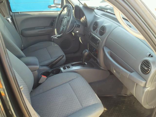 1J4GL38K15W613692 - 2005 JEEP LIBERTY RE GREEN photo 5