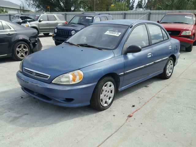 KNADC123626090919 - 2002 KIA RIO BLUE photo 2