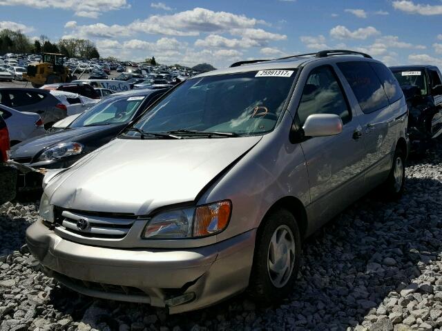 4T3ZF13C63U514002 - 2003 TOYOTA SIENNA LE/ SILVER photo 2