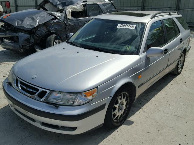 YS3ED58E8Y3049523 - 2000 SAAB 9-5 SILVER photo 2