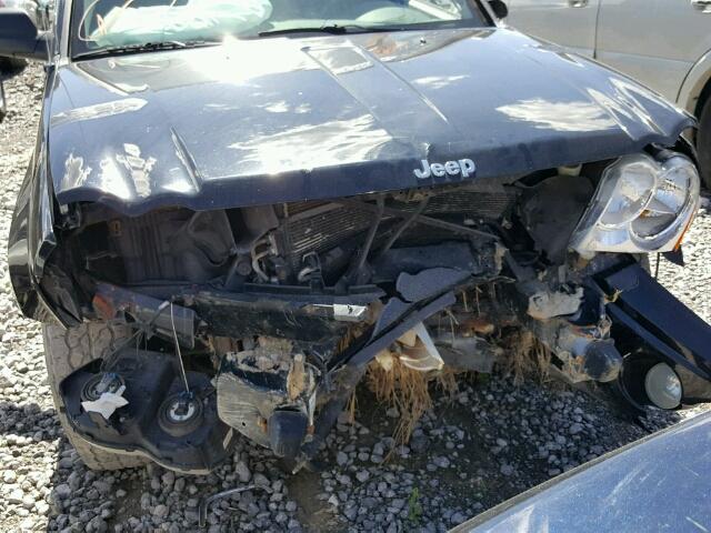 1J4GR48K26C320987 - 2006 JEEP GRAND CHER BLACK photo 9