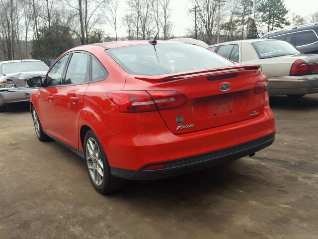 1FADP3F20FL302442 - 2015 FORD FOCUS SE RED photo 3