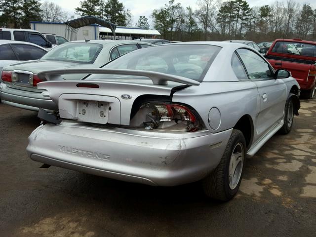 1FAFP4042WF242543 - 1998 FORD MUSTANG GRAY photo 4