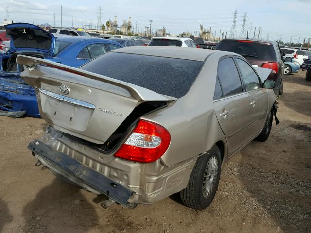 JTDBE32K120079062 - 2002 TOYOTA CAMRY LE GOLD photo 4