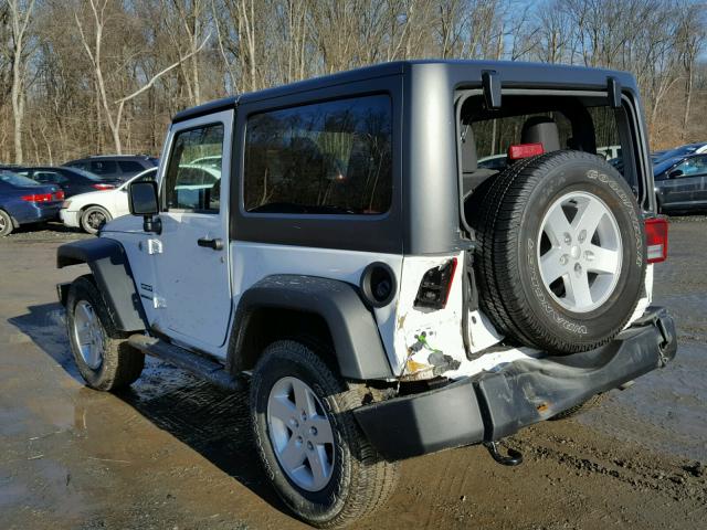 1C4AJWAGXHL557170 - 2017 JEEP WRANGLER S WHITE photo 3