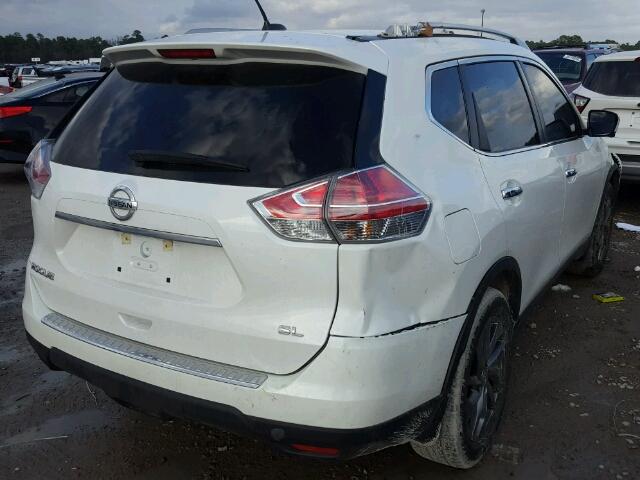 5N1AT2MT3FC901328 - 2015 NISSAN ROGUE S WHITE photo 4