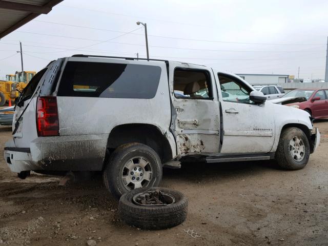 1GNFC16J47R241774 - 2007 CHEVROLET SUBURBAN C WHITE photo 9