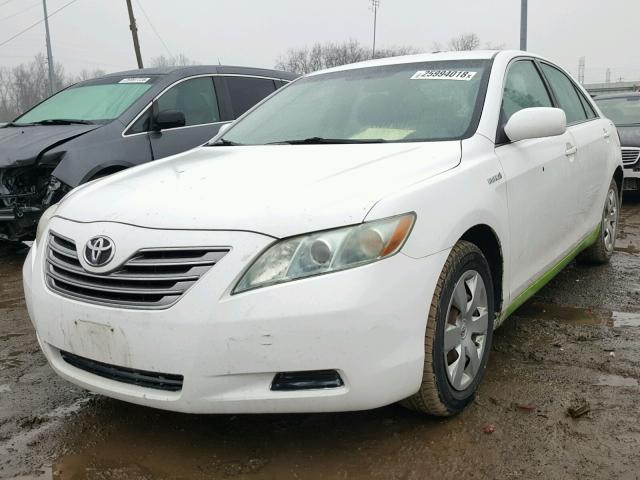 4T1BB46K49U067530 - 2009 TOYOTA CAMRY HYBR WHITE photo 2