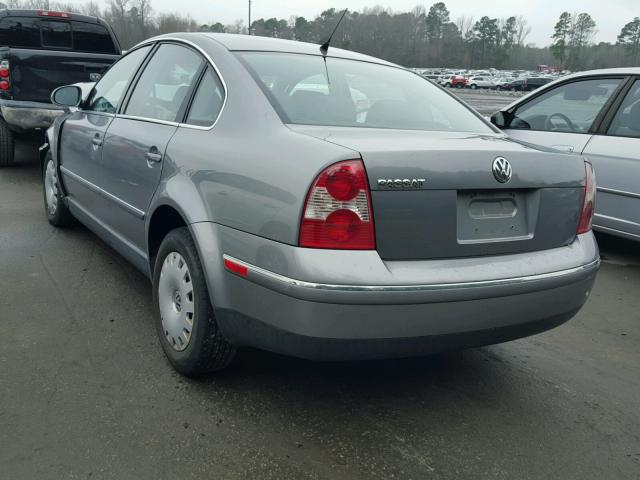 WVWMD63B94P206095 - 2004 VOLKSWAGEN PASSAT GL SILVER photo 3