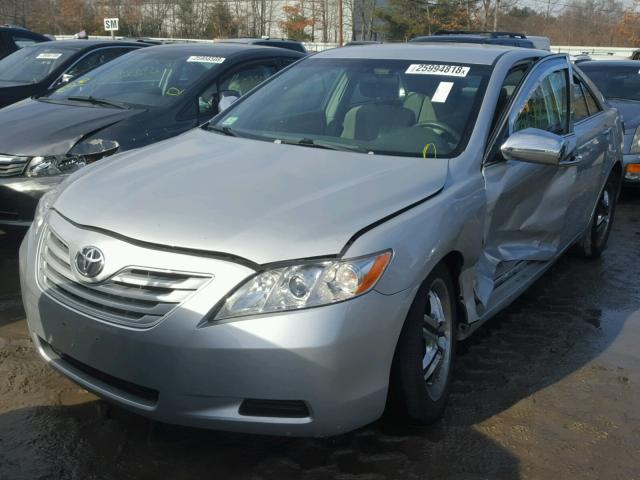 4T1BE46KX7U609699 - 2007 TOYOTA CAMRY NEW SILVER photo 2