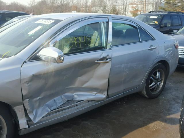 4T1BE46KX7U609699 - 2007 TOYOTA CAMRY NEW SILVER photo 9