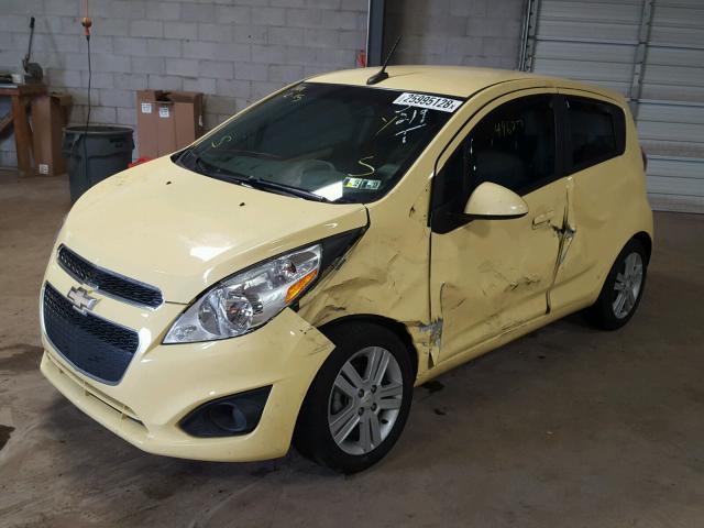 KL8CB6S97EC561641 - 2014 CHEVROLET SPARK LS YELLOW photo 2