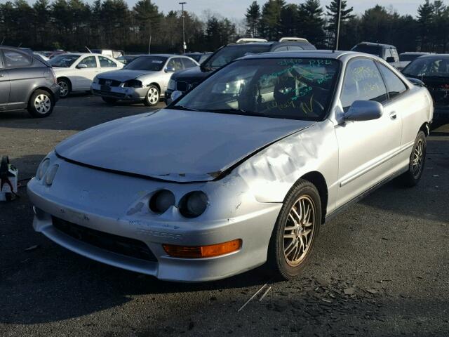 JH4DC4466YS009251 - 2000 ACURA INTEGRA GS SILVER photo 2