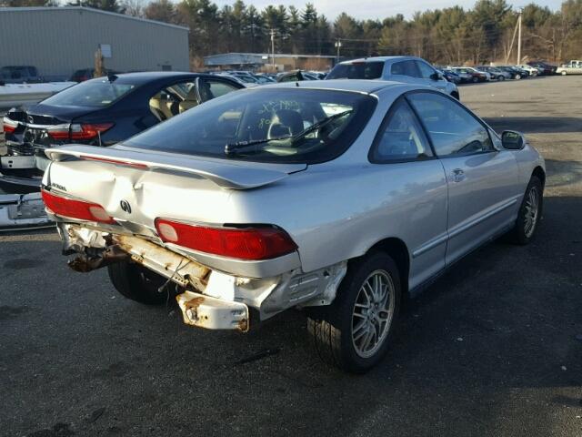 JH4DC4466YS009251 - 2000 ACURA INTEGRA GS SILVER photo 4