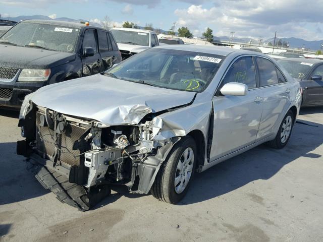 4T1BF3EK5BU623785 - 2011 TOYOTA CAMRY BASE SILVER photo 2