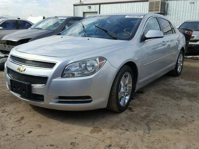 1G1ZD5EB1AF306330 - 2010 CHEVROLET MALIBU 2LT SILVER photo 2