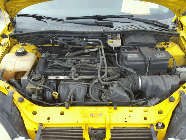 1FAFP31N46W245154 - 2006 FORD FOCUS ZX3 YELLOW photo 7