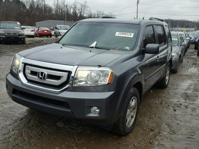 5FNYF4H45BB029255 - 2011 HONDA PILOT EX GRAY photo 2