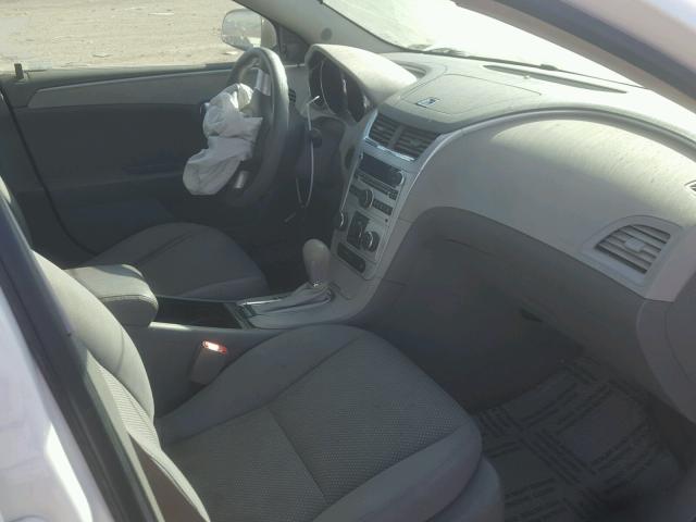 1G1ZG57N08F228468 - 2008 CHEVROLET MALIBU LS თეთრი ფოტო 5