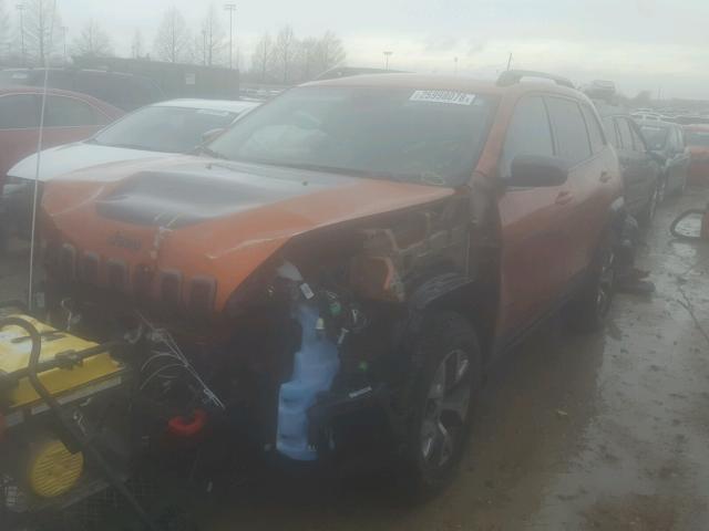 1C4PJMBS1GW134590 - 2016 JEEP CHEROKEE T ORANGE photo 2